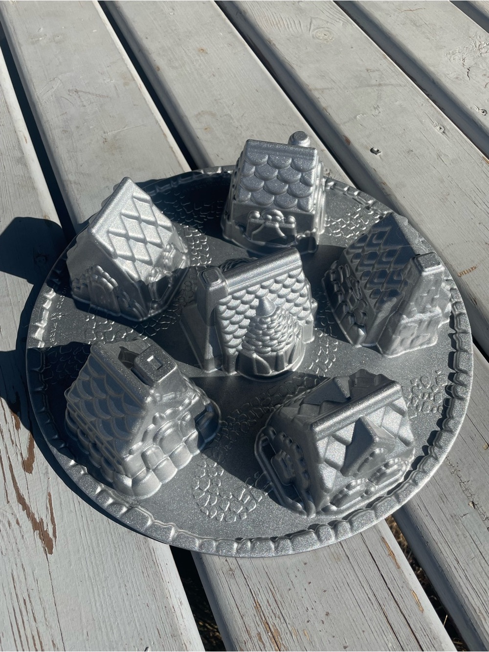 Nordicware village mini cake pan